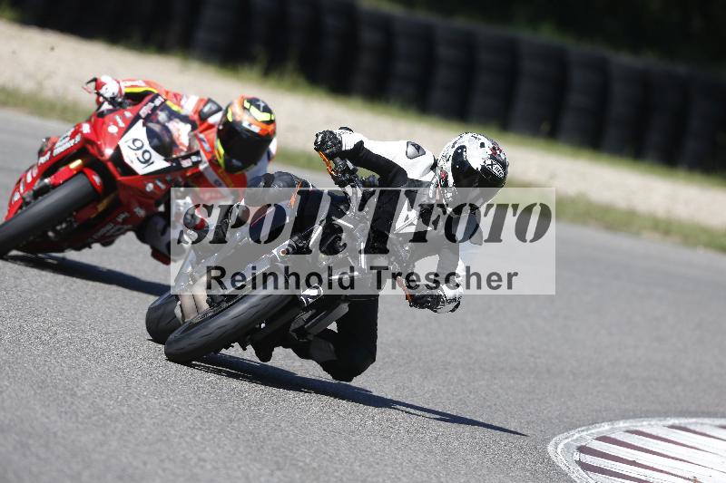 Archiv-2025/48 25.08.2025 Cornu Master School ADR/rot-rouge/62